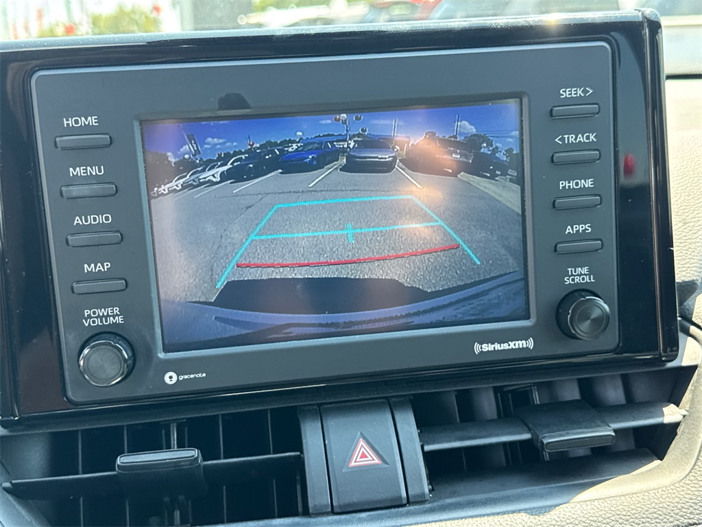 2022 Toyota RAV4 XLE photo 27