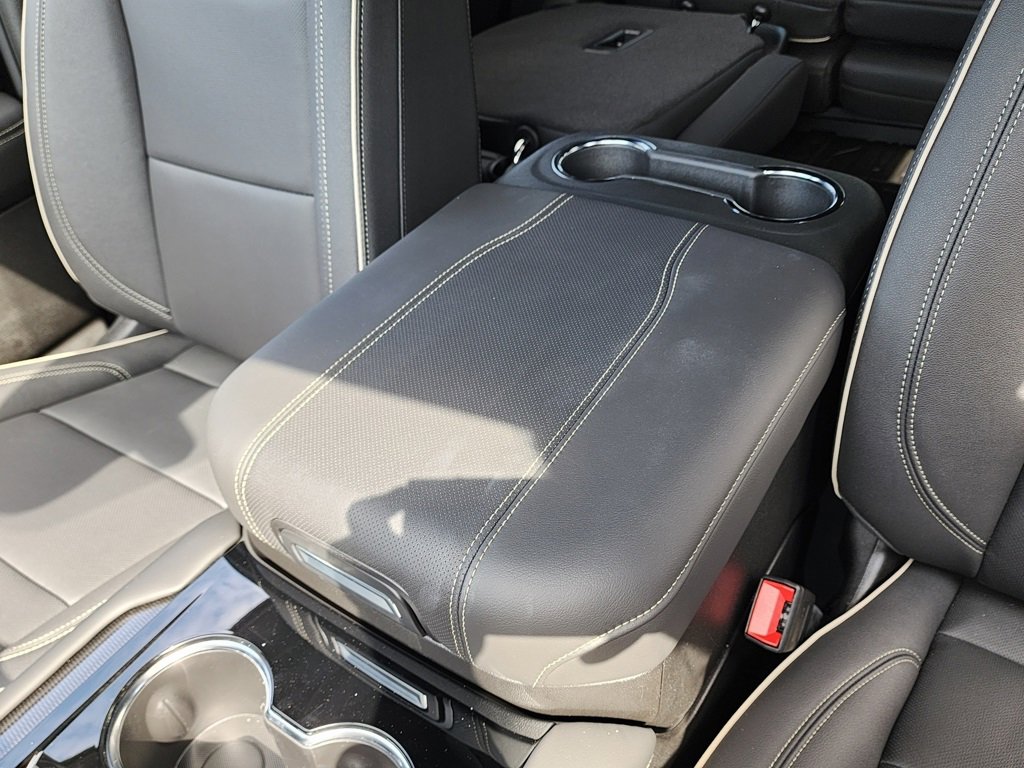 2025 Gmc Yukon photo 33