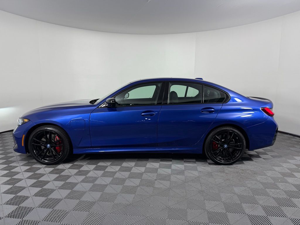 2024 Bmw 330e xDrive photo 8