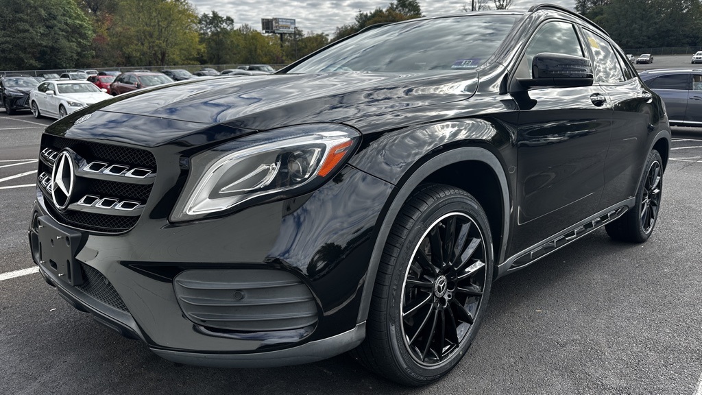 2020 Mercedes Benz GLA 250 4MATIC photo 2