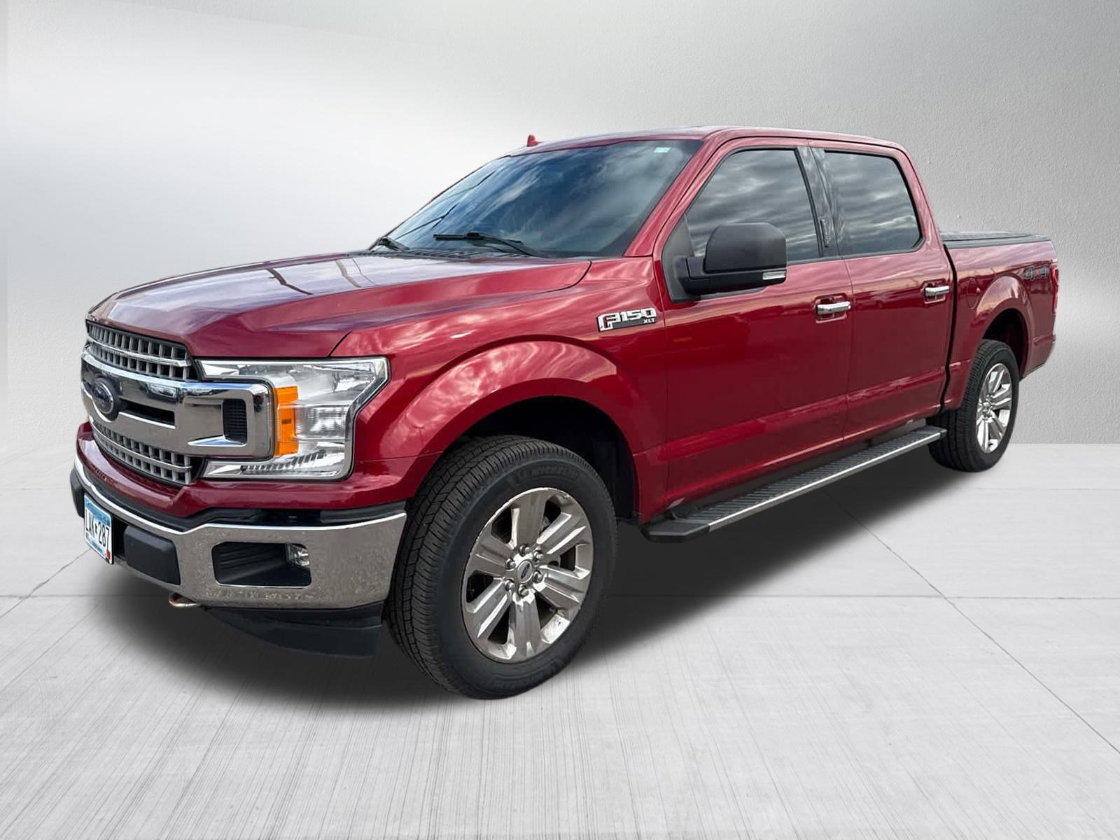 2018 Ford F-150 XLT photo 2