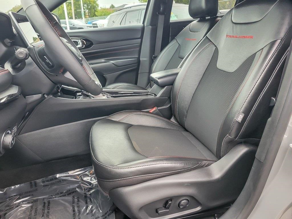 2023 Jeep Compass Trailhawk photo 4
