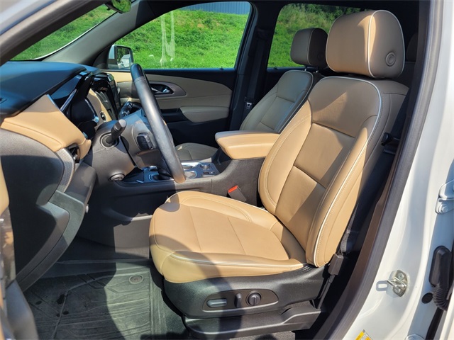 2023 Chevrolet Traverse Premier photo 14