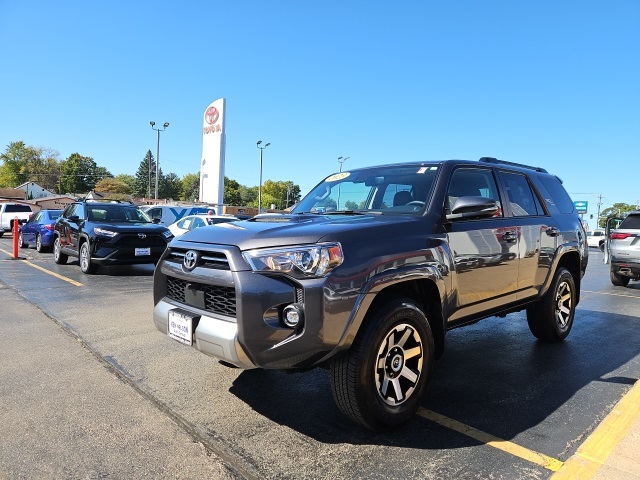 2023 Toyota 4Runner TRD Off-Road Premium photo 4