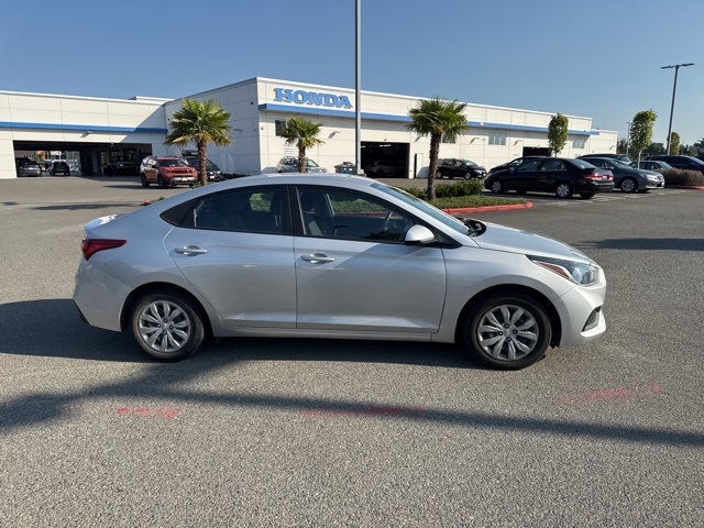 2021 Hyundai Accent SE photo 4