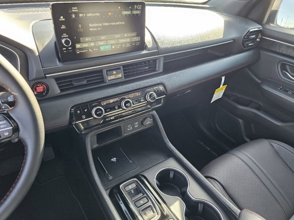 2025 Honda Pilot Black Edition photo 22