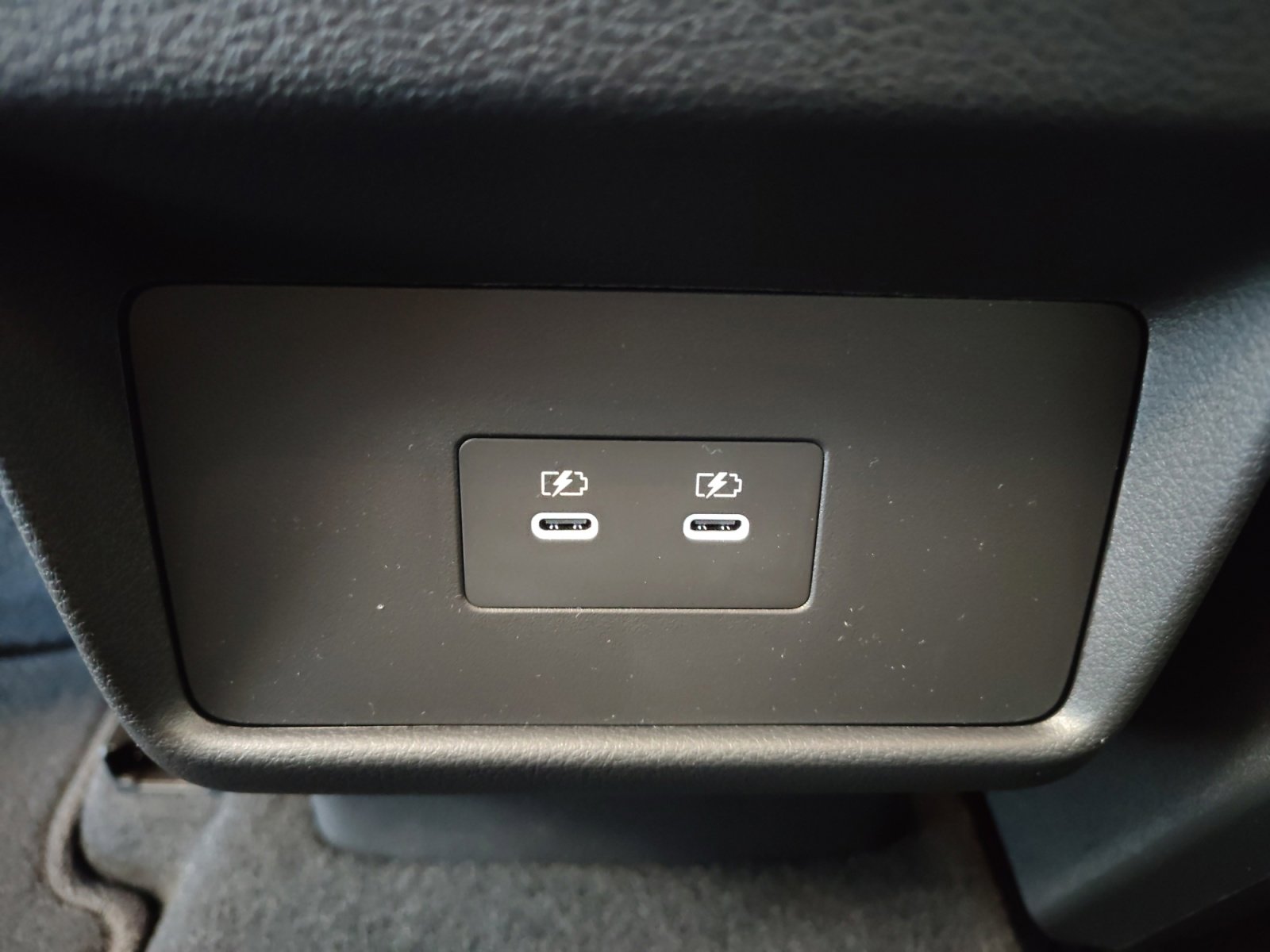 2025 Nissan Rogue SV photo 31