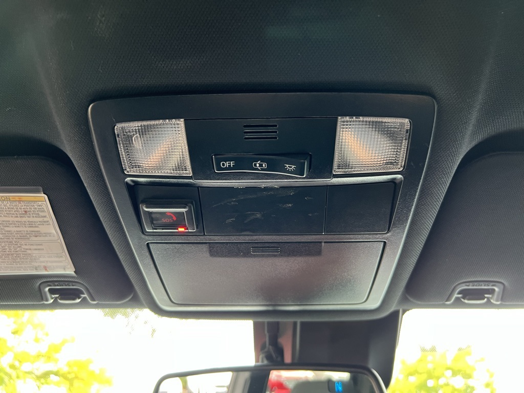 2020 Toyota Tacoma SR5 photo 22