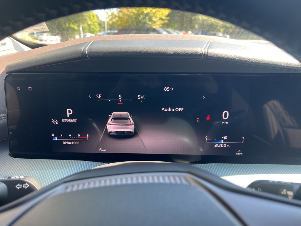 2025 Nissan Murano Platinum photo 9