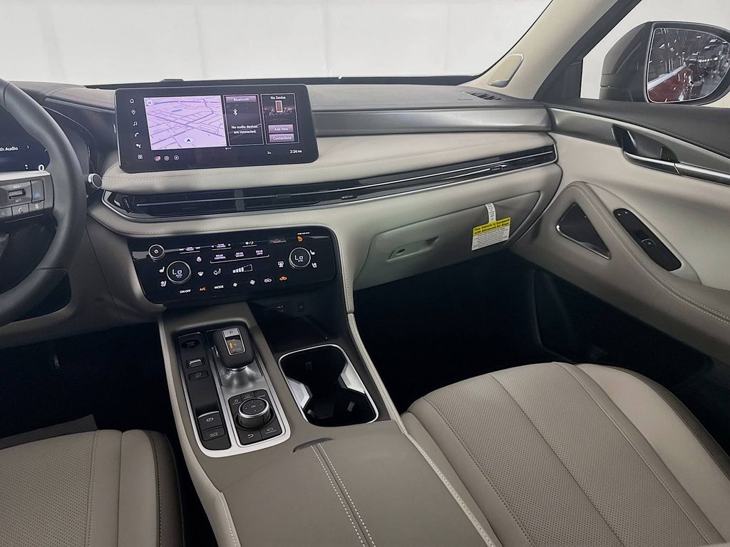 2026 Infiniti QX60 Luxe photo 28