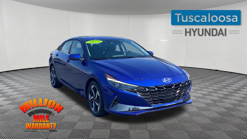 2022 Hyundai Elantra Limited's photo