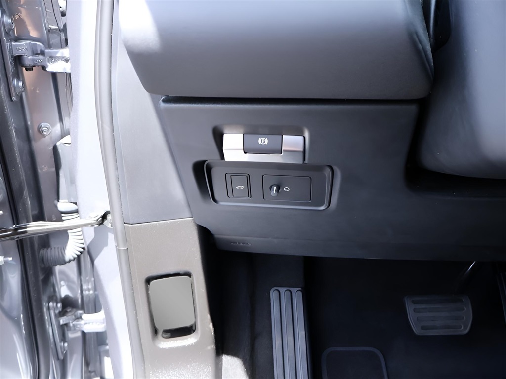 2022 Land Rover Range Rover Evoque S photo 33