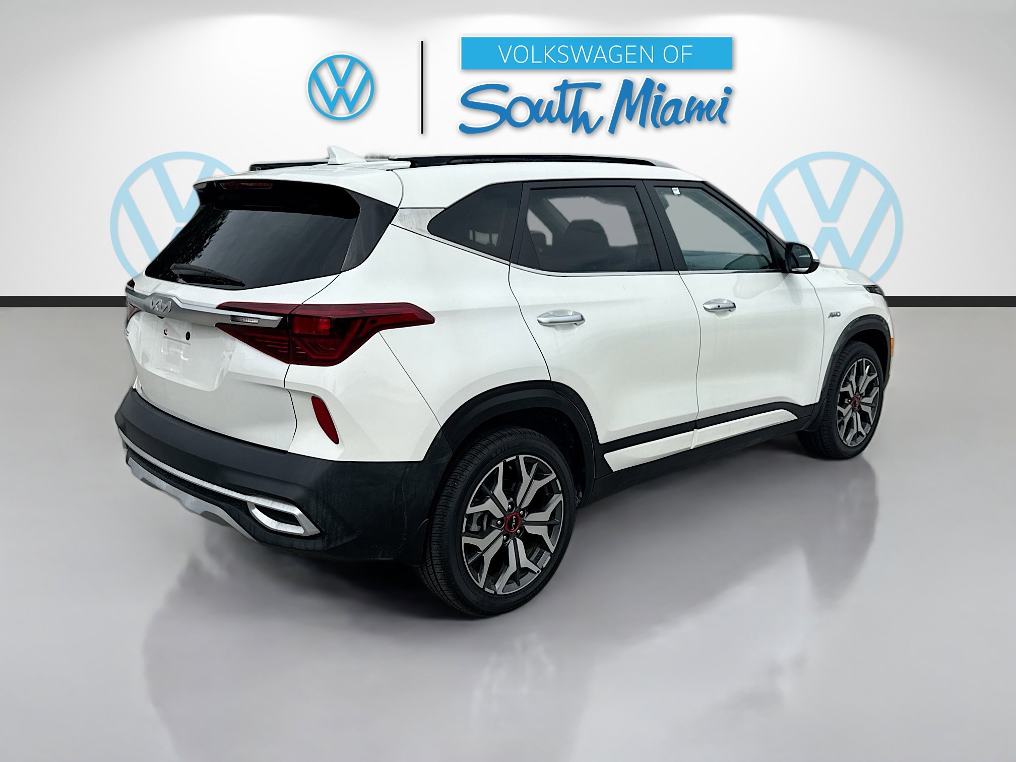 2023 Kia Seltos SX photo 4