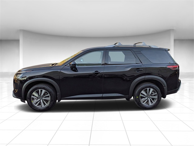 2025 Nissan Pathfinder SL photo 2