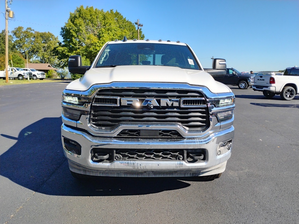 2026 Ram 2500 Tradesman photo 2