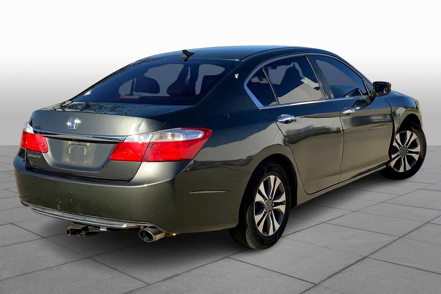 2014 Honda Accord LX photo 11
