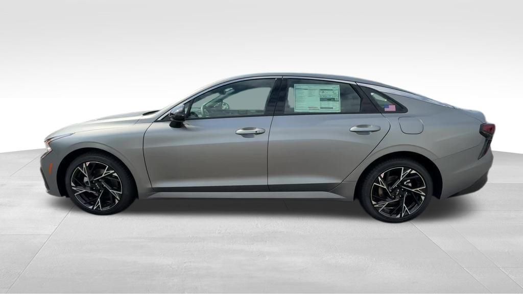 2026 Kia K5 GT-Line photo 2