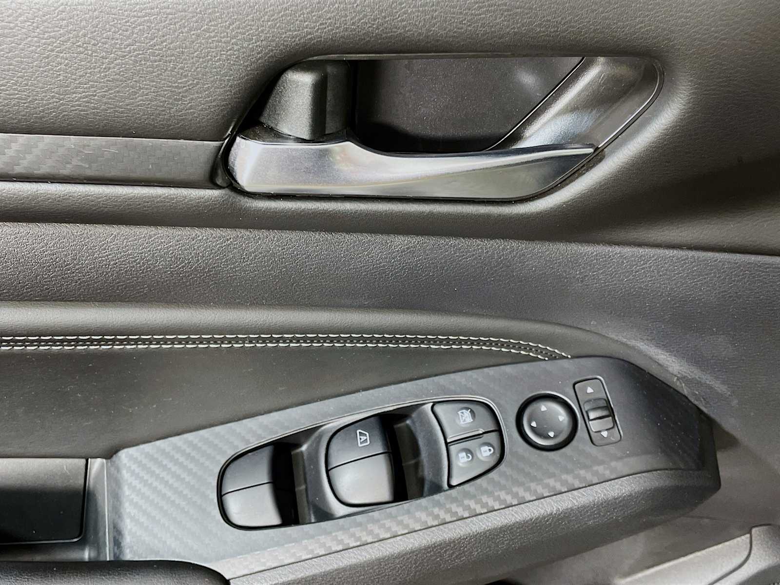 2019 Nissan Altima 2.5 S photo 16