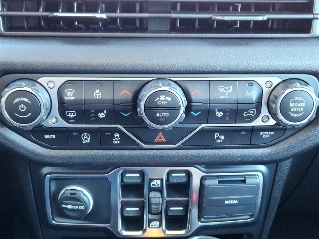 2025 Jeep Wrangler Sport S photo 17