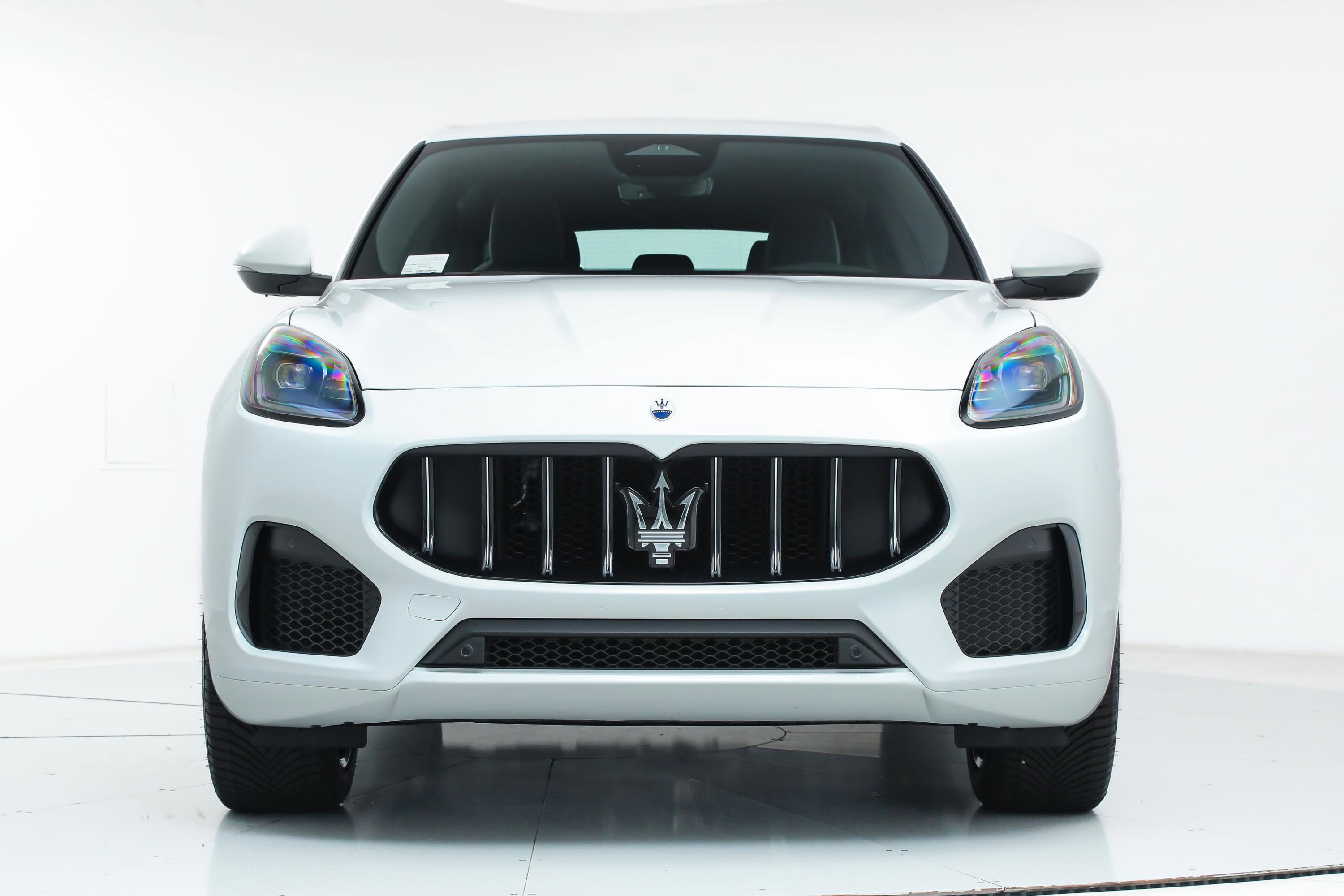 2025 Maserati Grecale photo 8