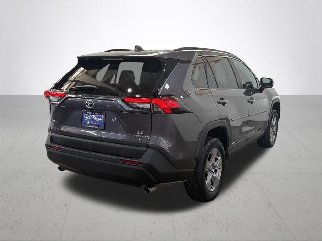 2024 Toyota RAV4 Hybrid LE photo 9