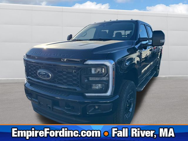 2025 Ford F-350 Super Duty XL's photo