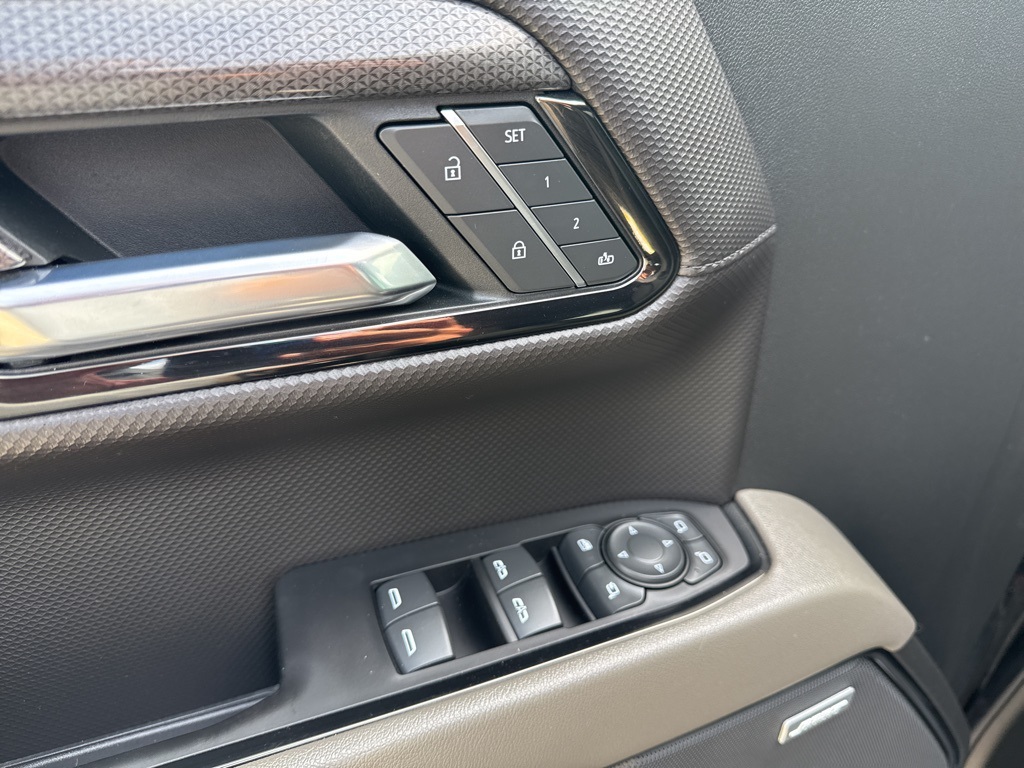 2022 Chevrolet Silverado 1500 ZR2 photo 12