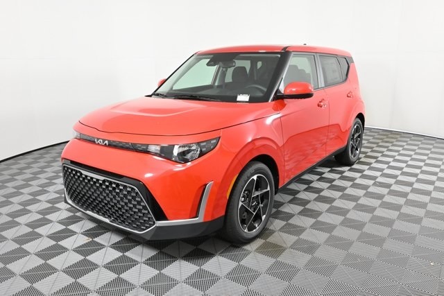 2025 Kia Soul EX photo 2