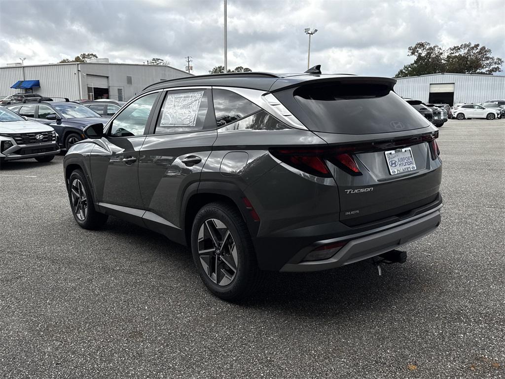 2026 Hyundai Tucson SEL photo 3