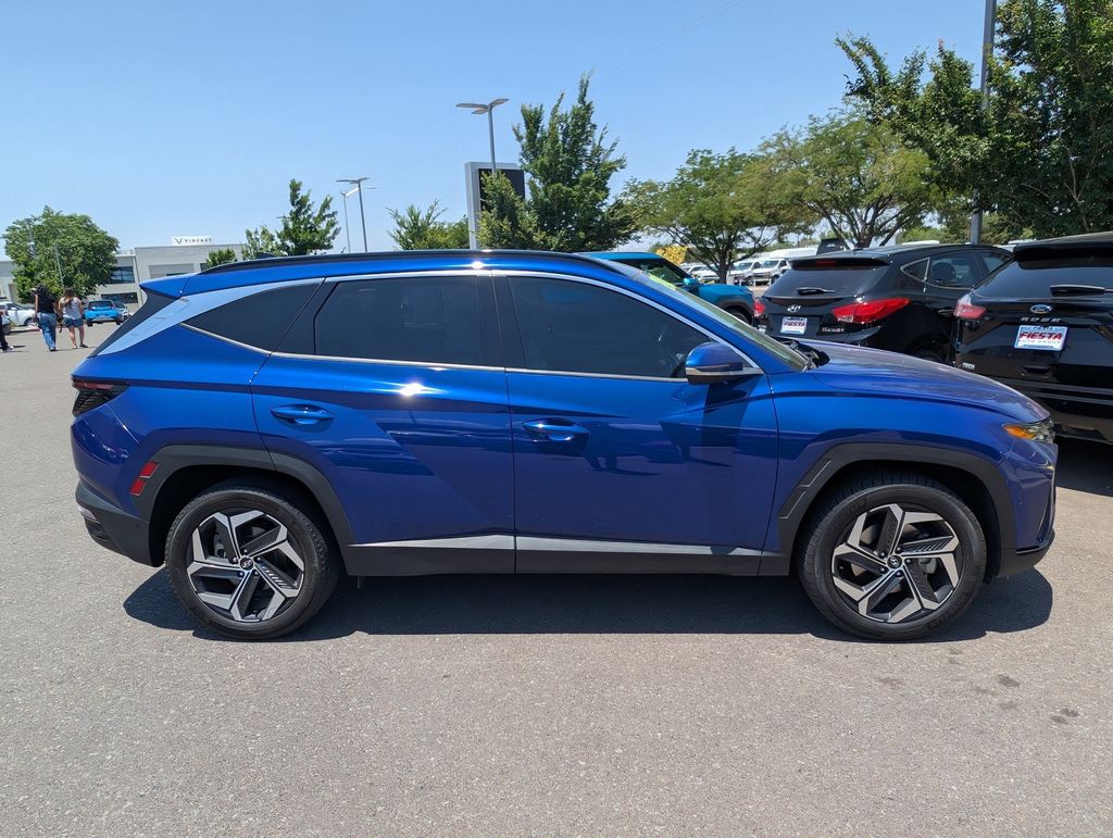 2022 Hyundai Tucson Limited photo 3