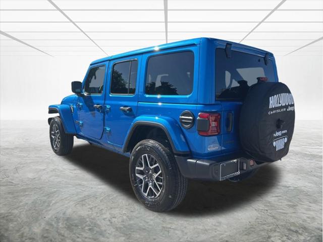 2025 Jeep Wrangler Sahara photo 6