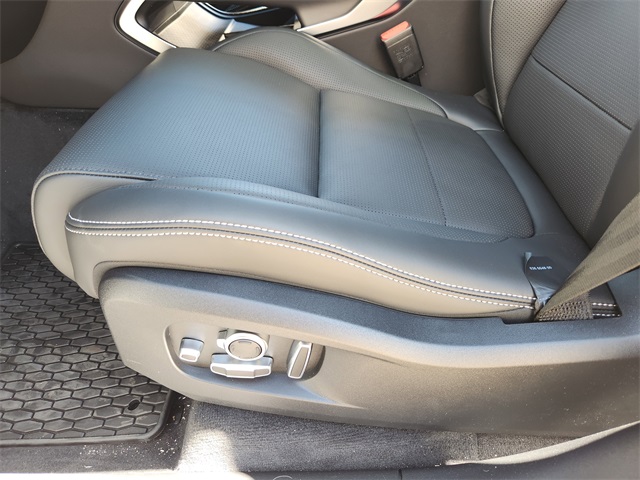 2026 Jaguar F-PACE P250 R-Dynamic S photo 19