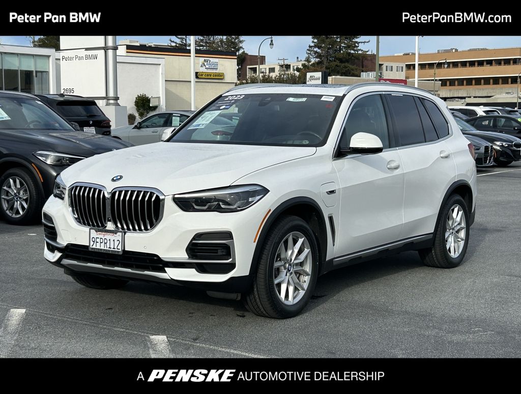 2023 BMW X5 45e