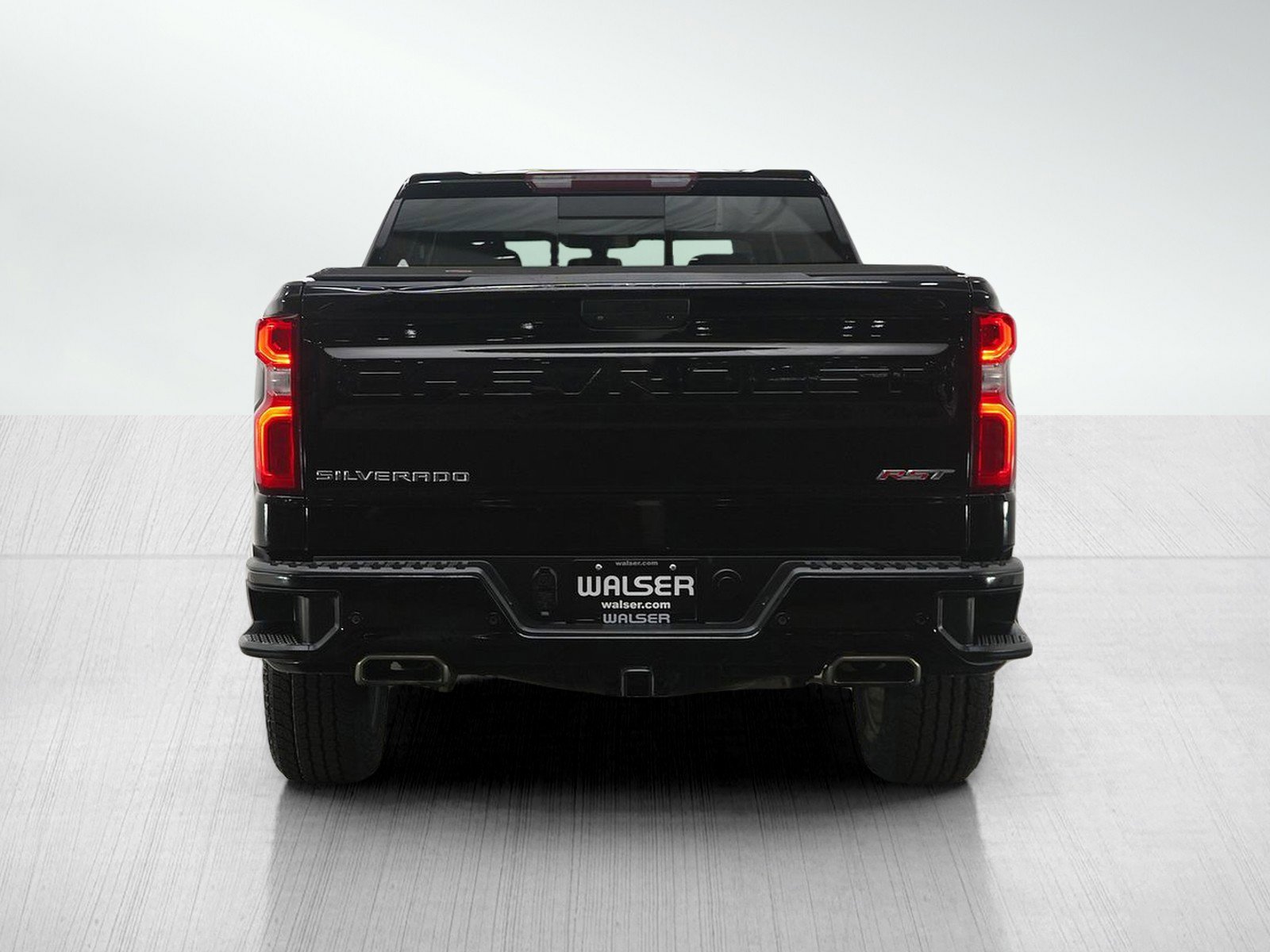 2020 Chevrolet Silverado 1500 RST photo 2