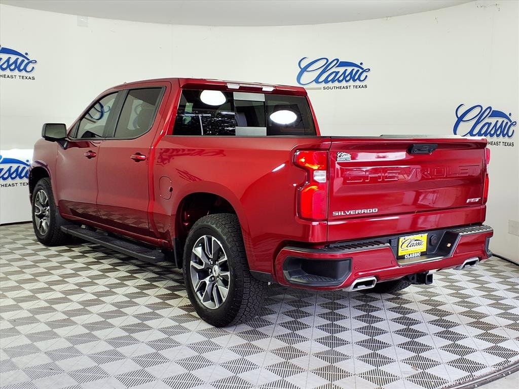 2025 Chevrolet Silverado 1500 RST photo 2