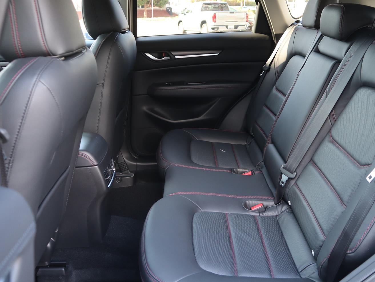 2025 Mazda CX-5 2.5 S Carbon photo 6