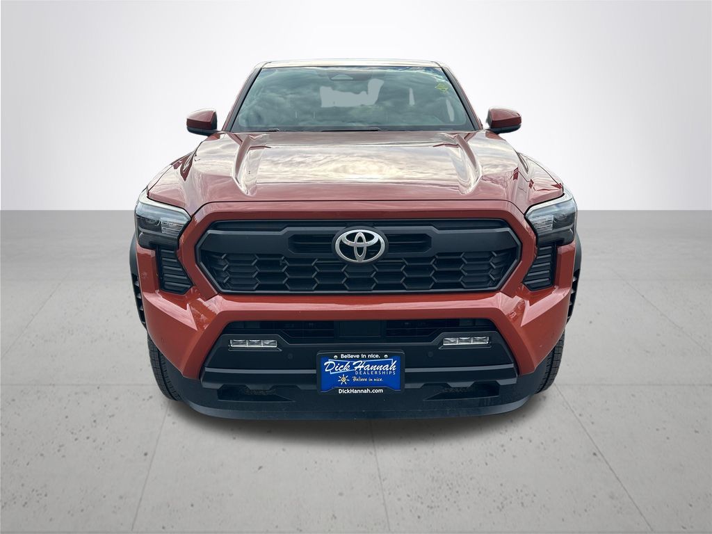 2025 Toyota Tacoma TRD photo 3