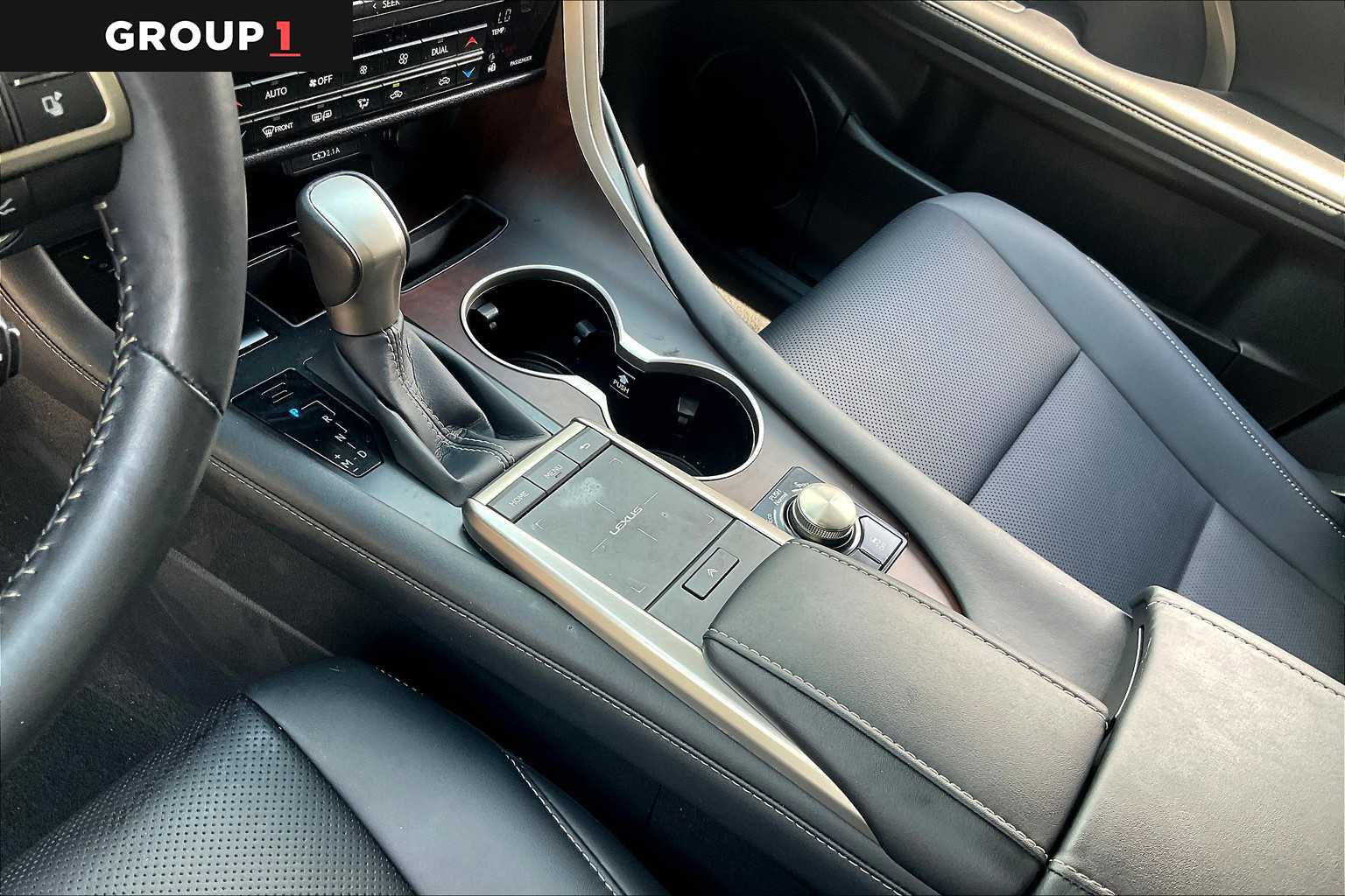 2022 Lexus RX Premium photo 14
