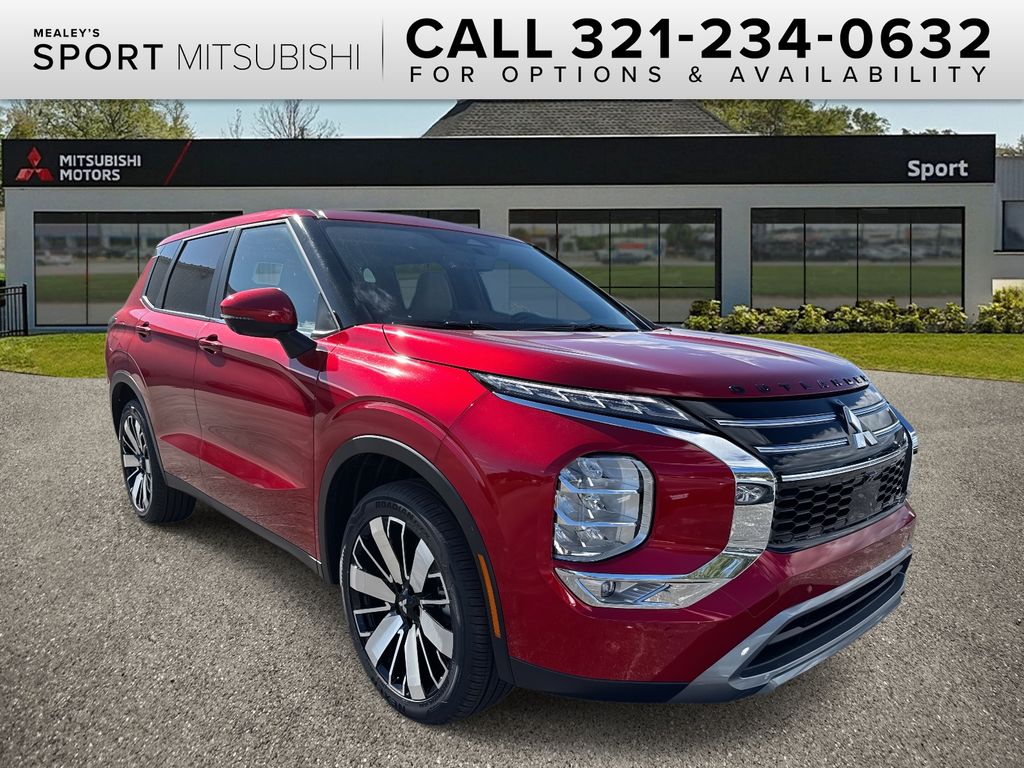 2025 Mitsubishi Outlander SE's photo