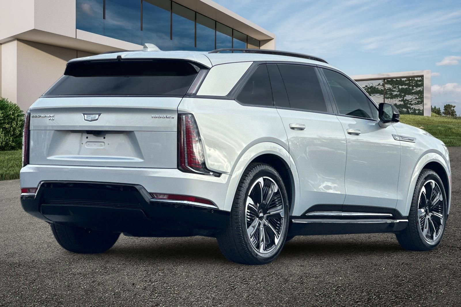 2025 Cadillac Escalade IQ Sport photo 3
