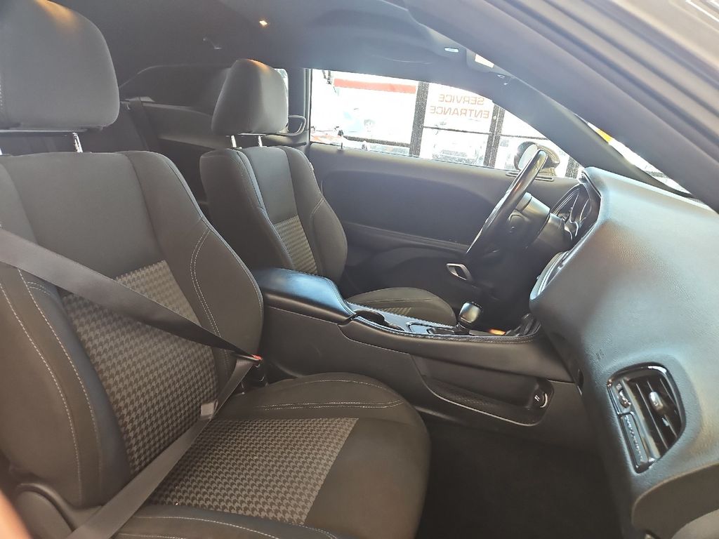 2023 Dodge Challenger SXT photo 26