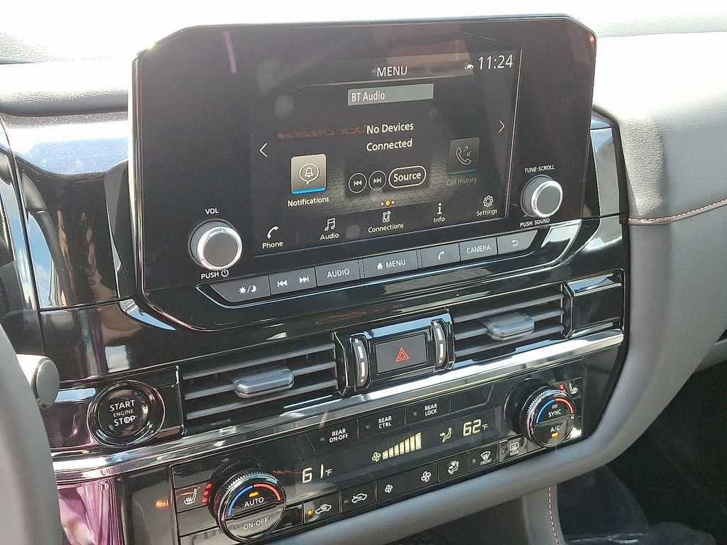 2025 Nissan Pathfinder Rock Creek photo 4