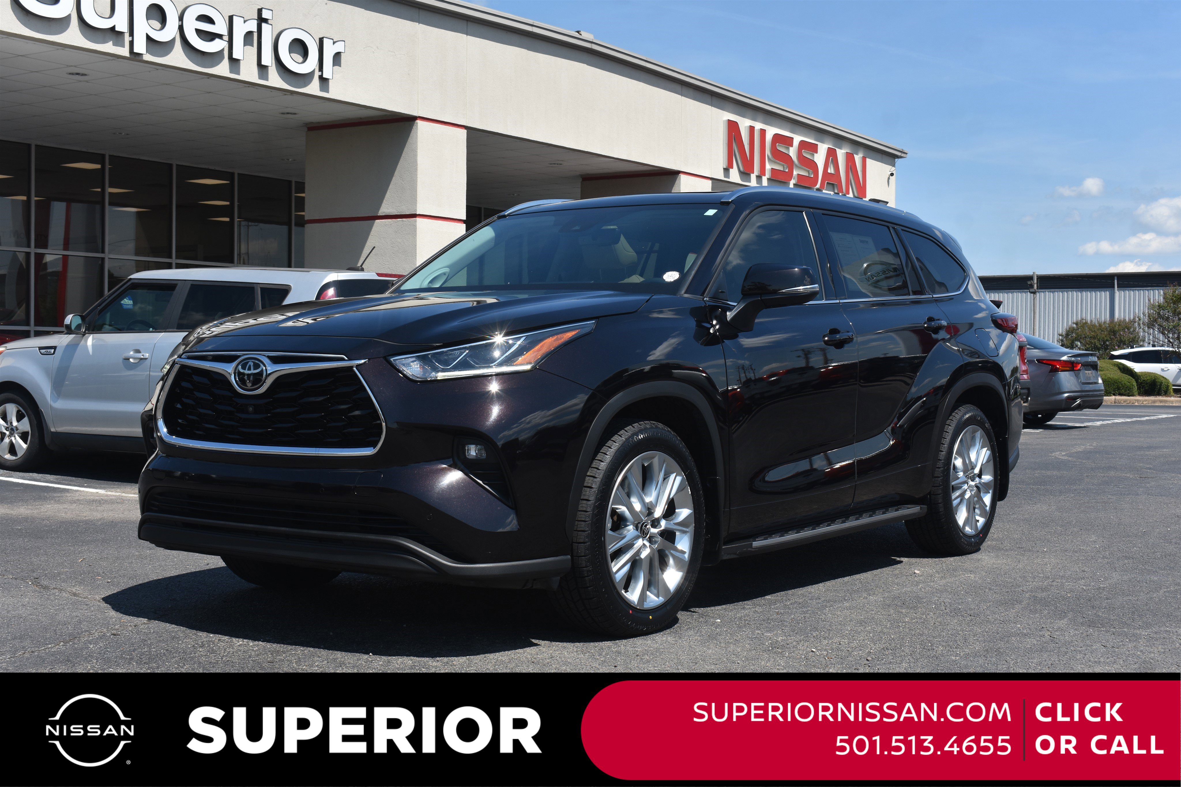 2022 Toyota Highlander Limited's photo