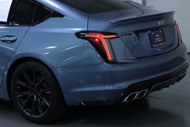2023 Cadillac CT5 V photo 7