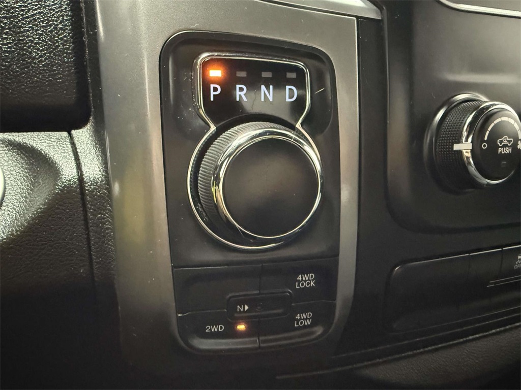 2024 Ram 1500 Classic Warlock photo 16