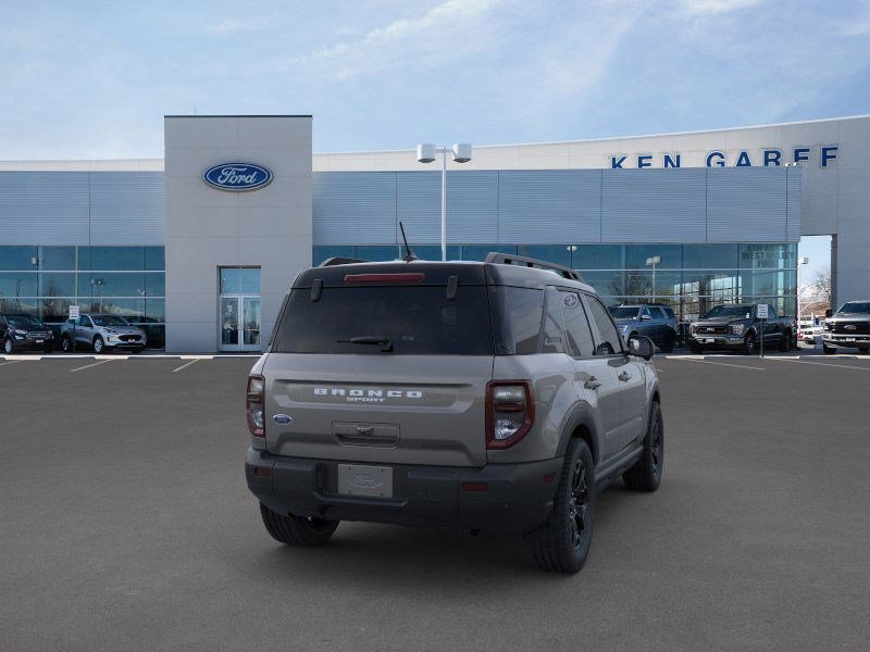 2025 Ford Bronco Sport Outer Banks photo 6