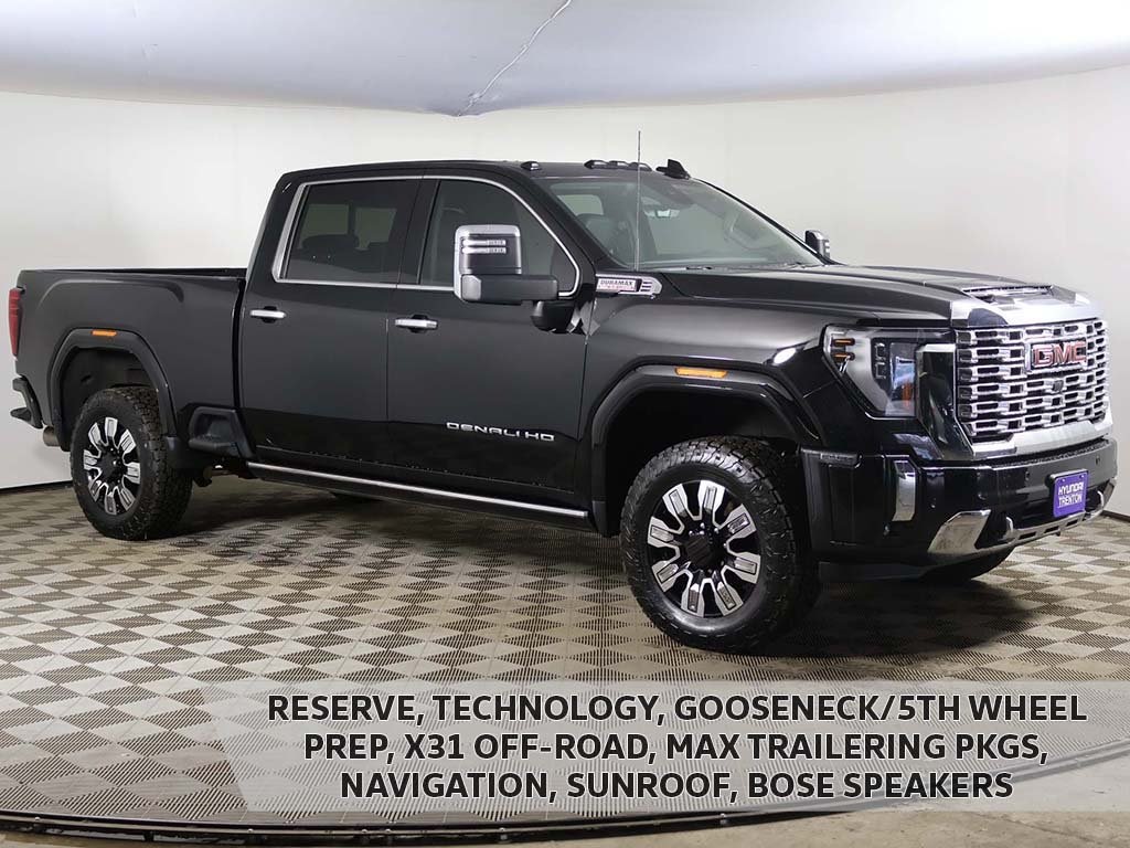 2024 GMC Sierra 2500HD Denali's photo