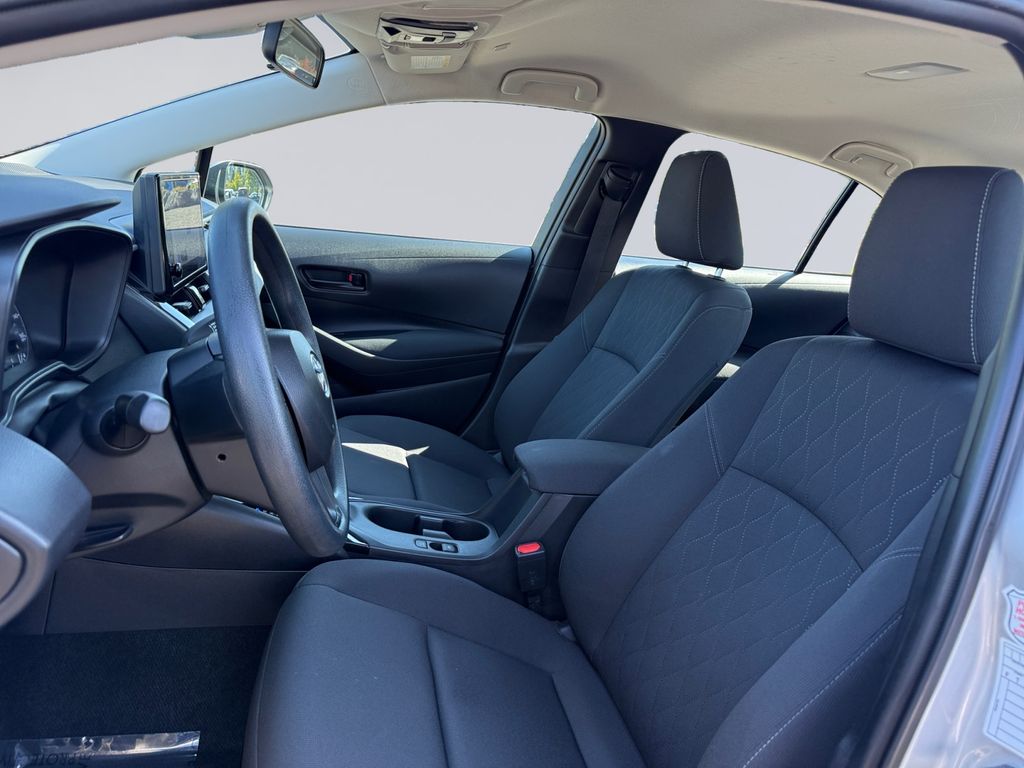 2024 Toyota Corolla LE photo 10