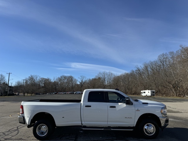 2024 Ram 3500 Big Horn photo 4