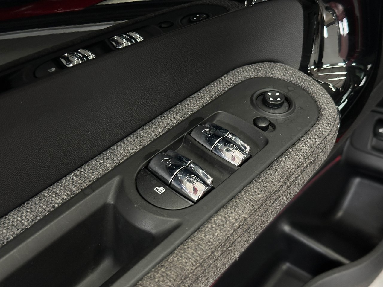 2022 Mini Cooper Signature photo 23